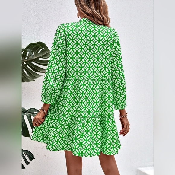 New Preppy Floral Smock Babydoll Ruffle Dress Green White - Picture 3 of 8